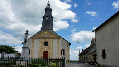 Oorlogsmonument Pouillon #1