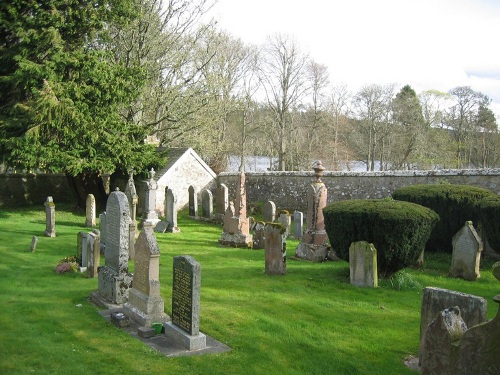 Oorlogsgraf van het Gemenebest Lochend Churchyard #1