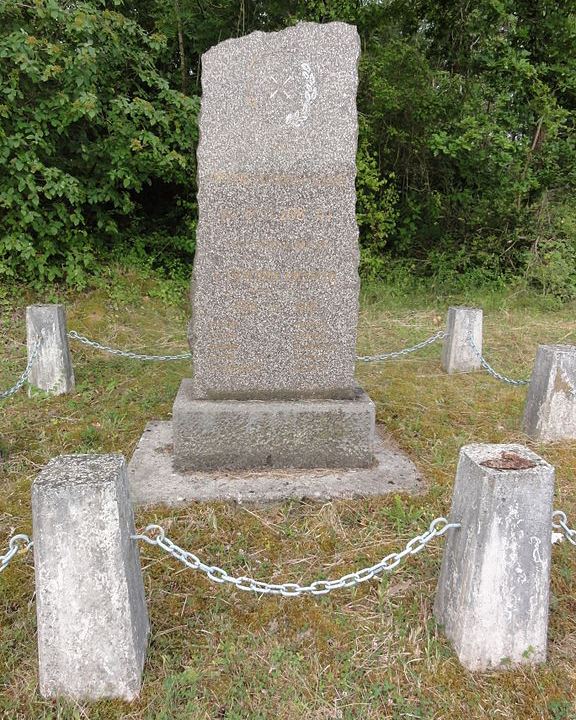 Memorial 8e and 208e R.I. #1