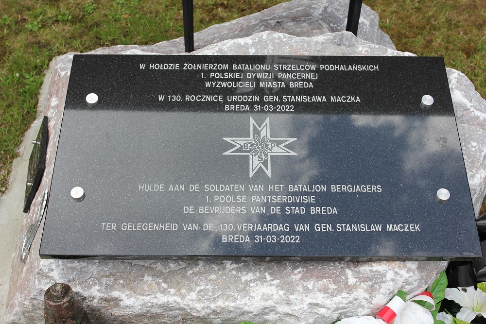 Memorial for Polish Mountaineers #3