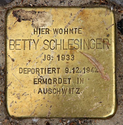 Stolpersteine Bartningallee 3