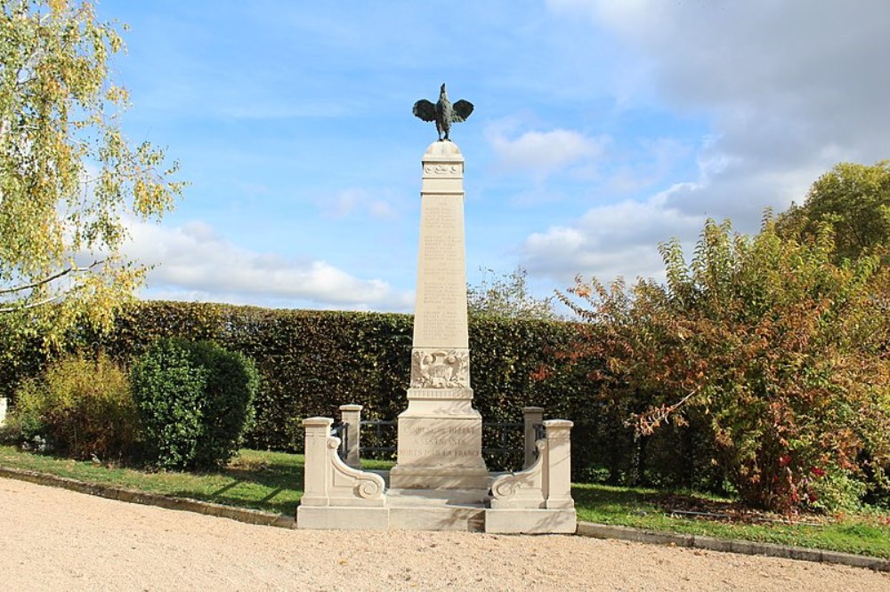Oorlogsmonument Biziat #1