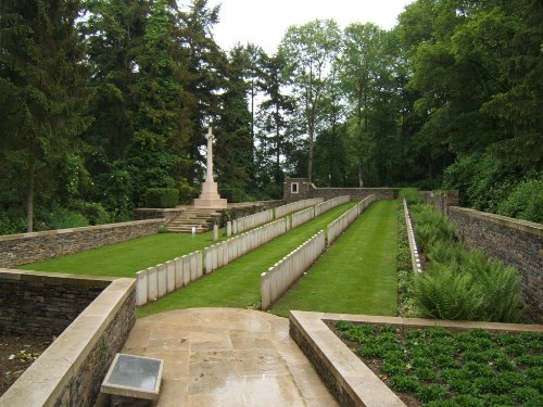 Commonwealth War Cemetery Trefcon #1