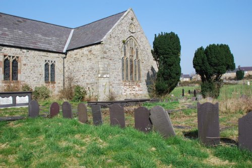 Oorlogsgraven van het Gemenebest St. Peblig Churchyard