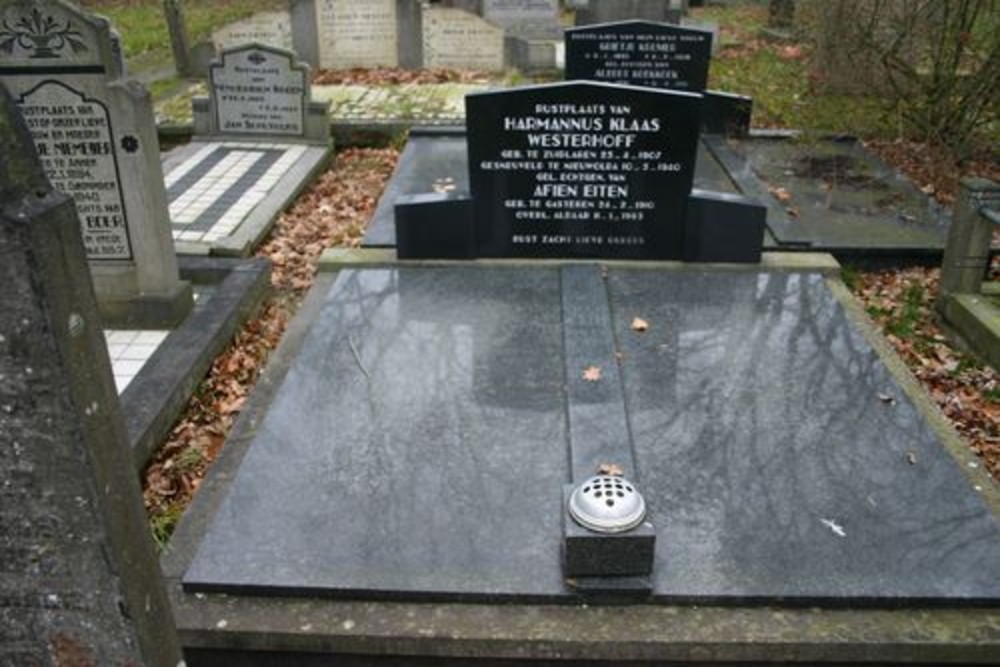 Nederlandse Oorlogsgraven Anloo #3