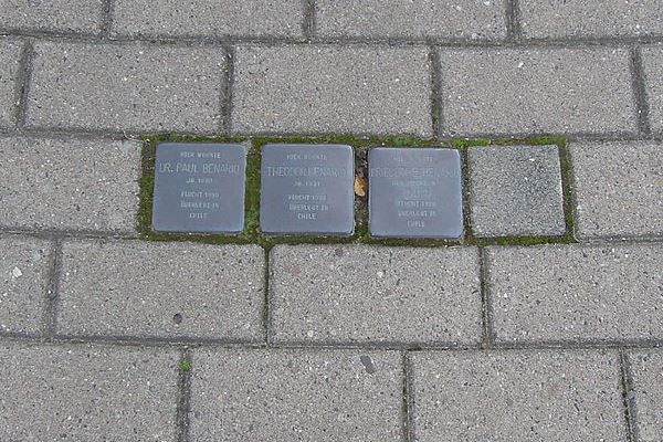 Stolpersteine Fürst-Ernst-Straße 43 #1