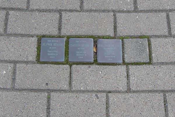 Stolpersteine Frst-Ernst-Strae 43