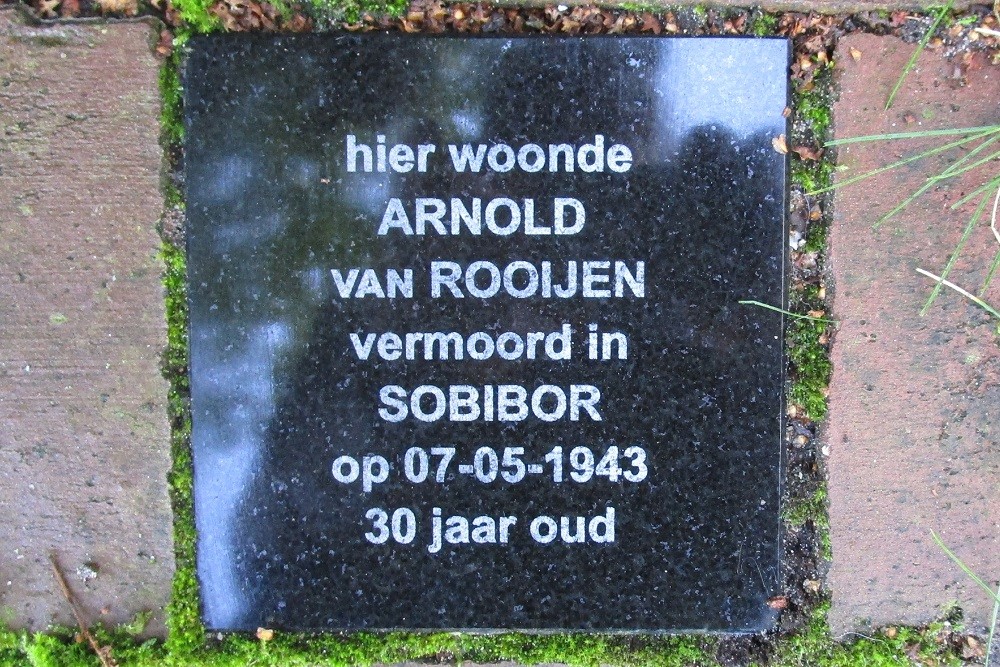 Memorial Stones Borneoplein 18 #3