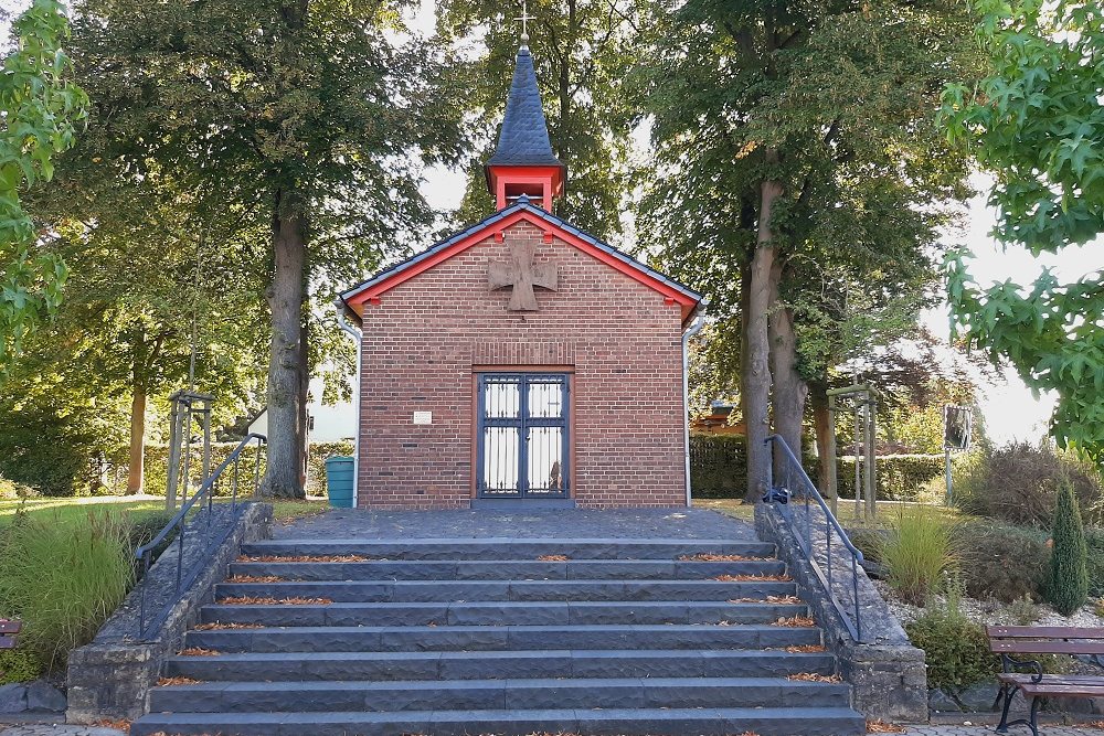 War Memorial Obergartzem #5