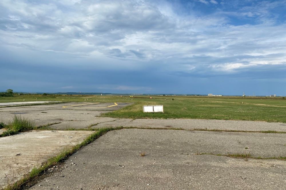 Former Military Emergency Airport Geamăna #1