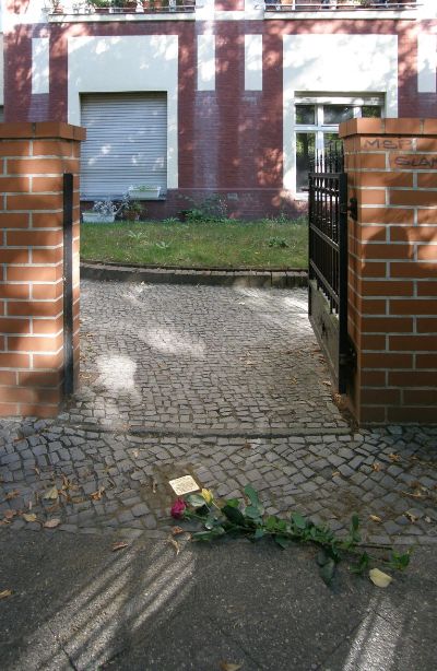 Stumbling Stone Manteuffelstraße 22a #3