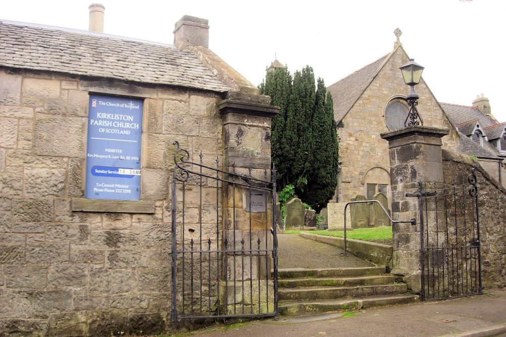 Commonwealth War Graves Kirkliston Burial Ground