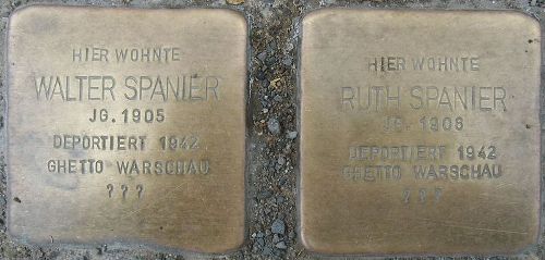 Stolpersteine Dr.-Wilhelm-Klz-Platz 8 #2