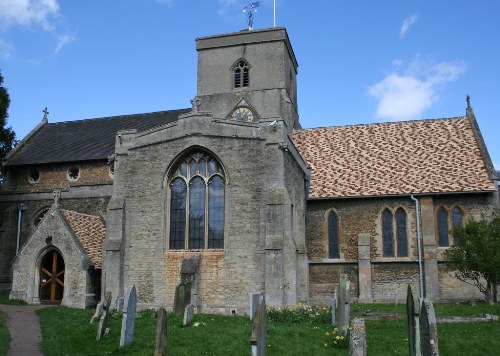 Oorlogsgraf van het Gemenebest St. Andrew Churchyard