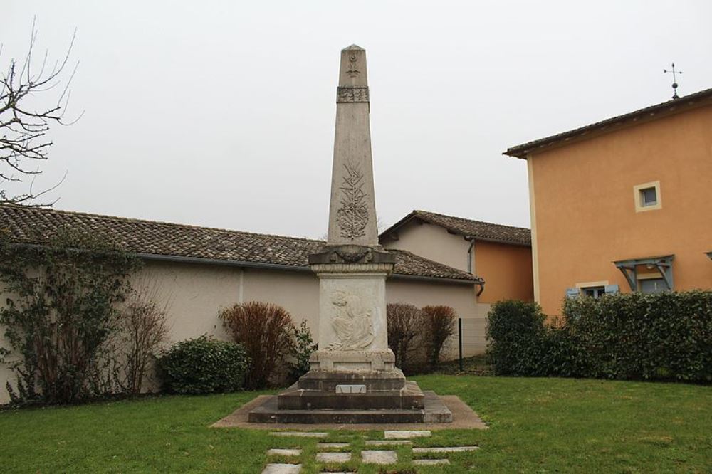 War Memorial Saint-tienne-sur-Chalaronne #1