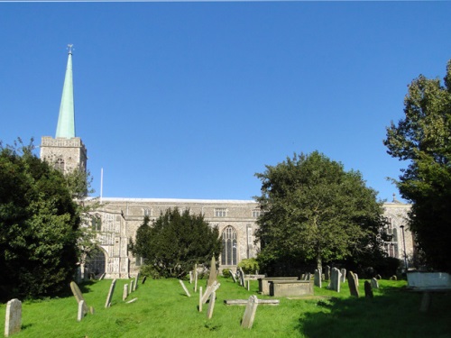 Commonwealth War Graves St. Margaret Churchyard