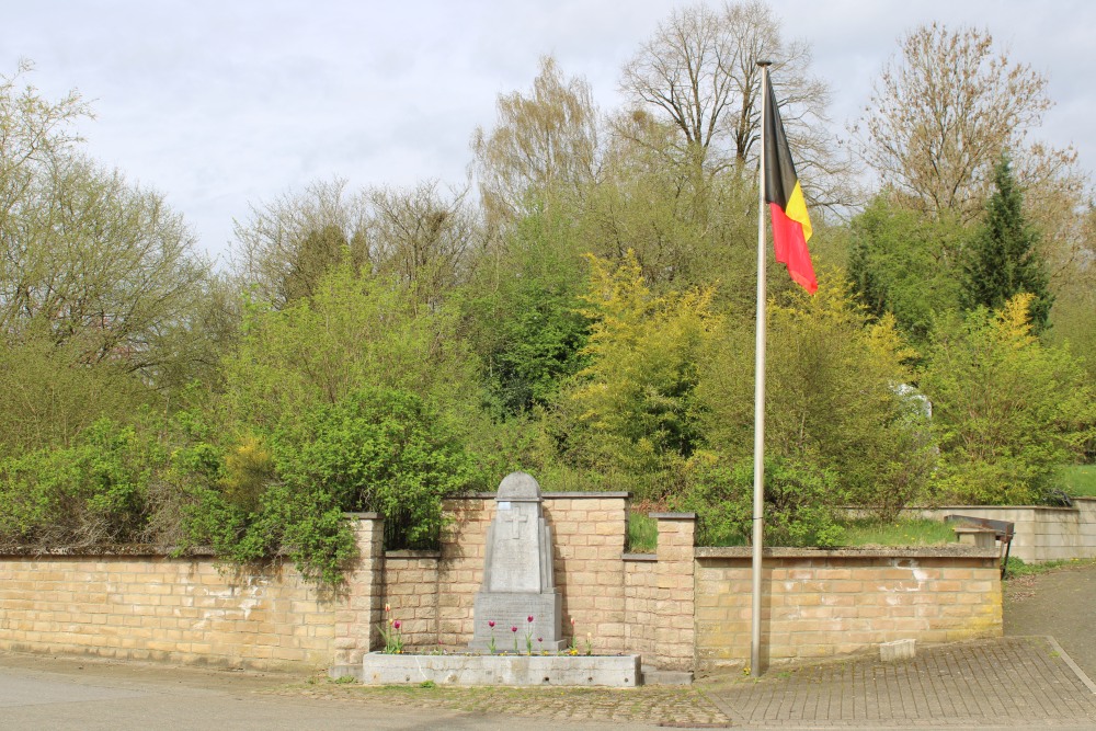 War Memorial Sampont