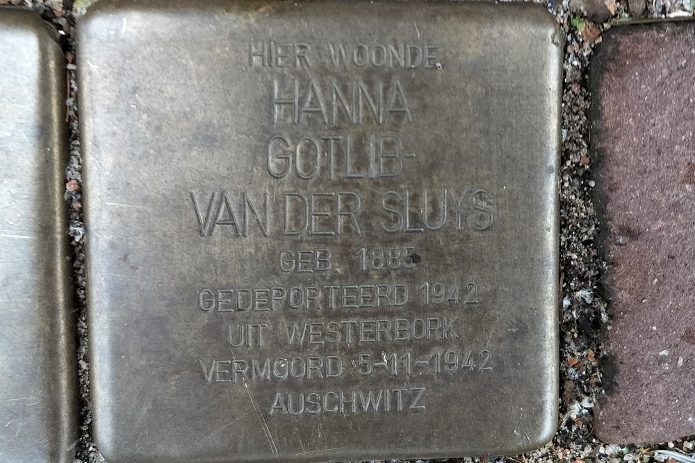 Stolpersteine Groeninxstraat 17a #3