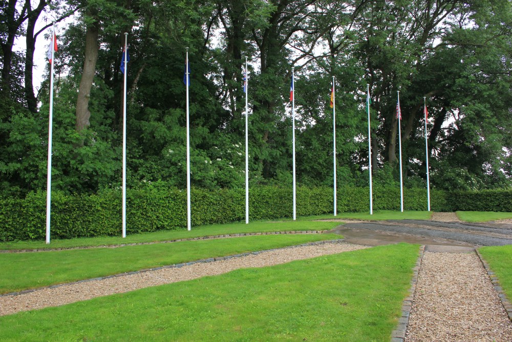 Memorial to the Nations Flesquières #4