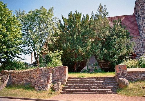 War Memorial Schermen #1