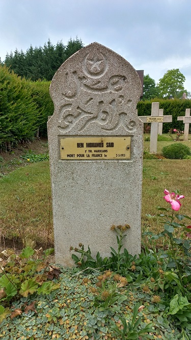 Commonwealth War Graves Avesnes-sur-Helpe #4