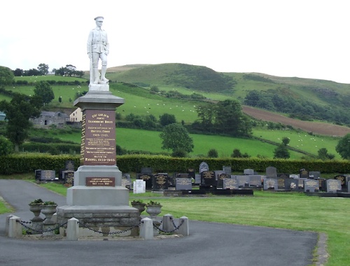 Oorlogsmonument Llanddewi Brefi #1