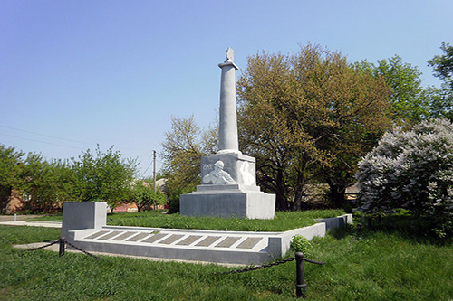 Mass Graves Russian Soldiers