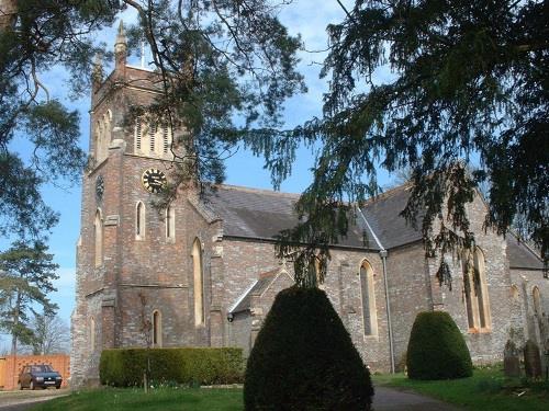 Oorlogsgraf van het Gemenebest St. John Churchyard