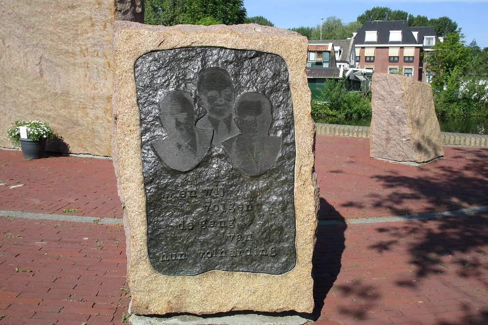 Monument Verzetsstrijders Terbregge #2