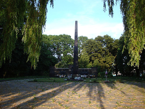 Executieplaats & Oorlogsmonument Lyuboml