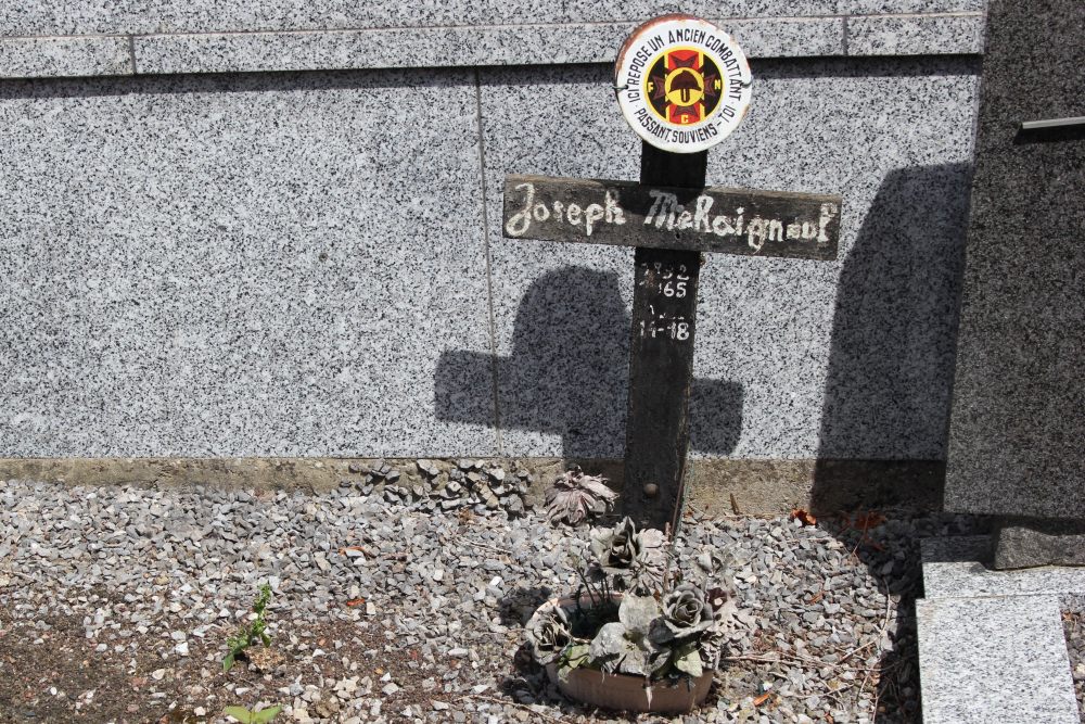 Belgische Graven Oudstrijders Seraing-le-Château #1