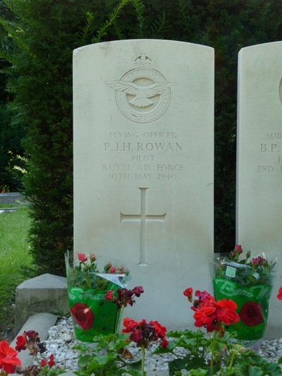 Commonwealth War Graves Rozenburg #2