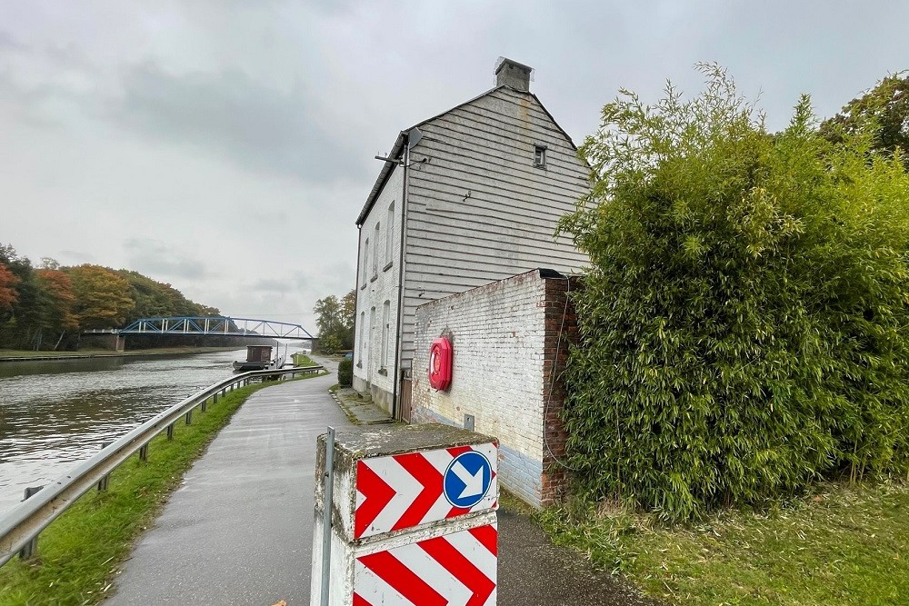 Bunker 4f Grensstelling Bocholt-Herentals Kanaal #4