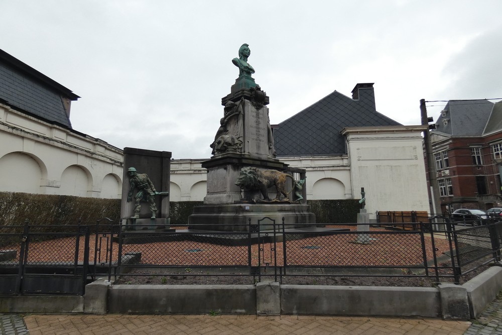 Oorlogsmonument Monceau-sur-Sambre #2