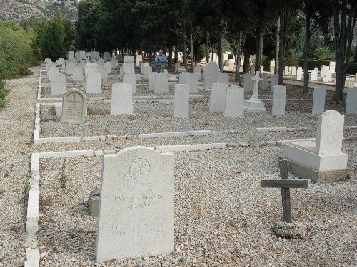 Commonwealth War Graves Sharon British Civil Cemetery #1