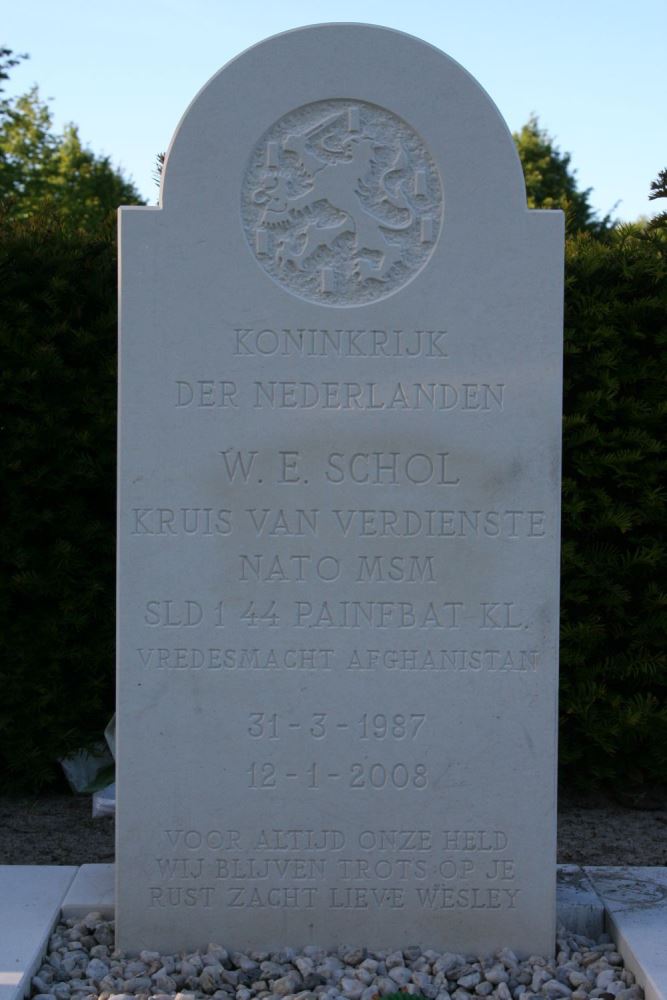 Dutch War Grave De Boskamp Cemetery #1