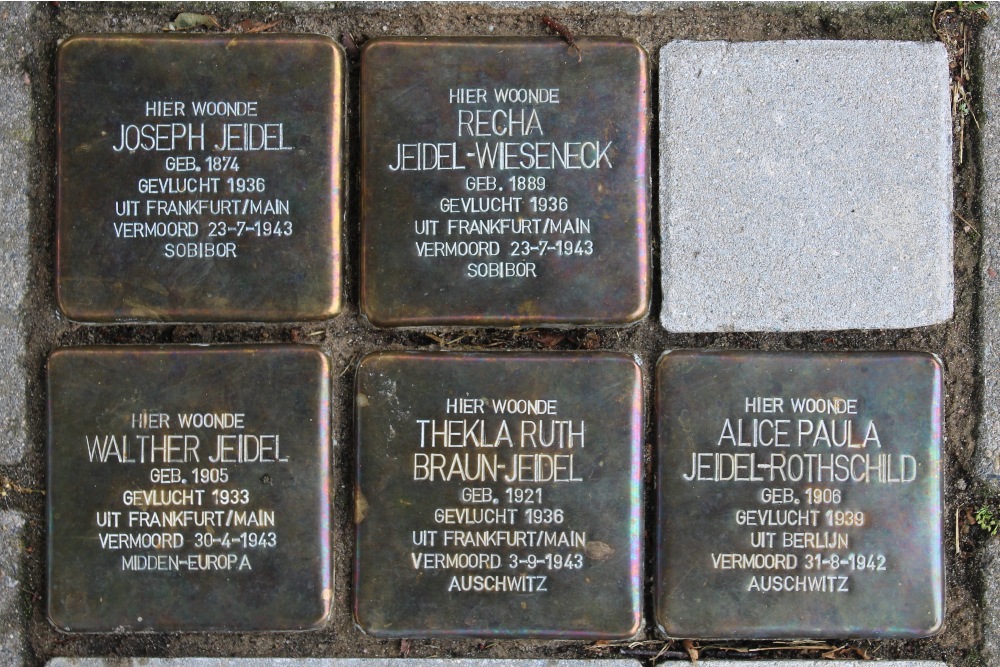 Stolpersteine Dokter Letteplein 4