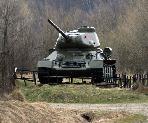 T-34/75 Tank Vyšná Pisaná