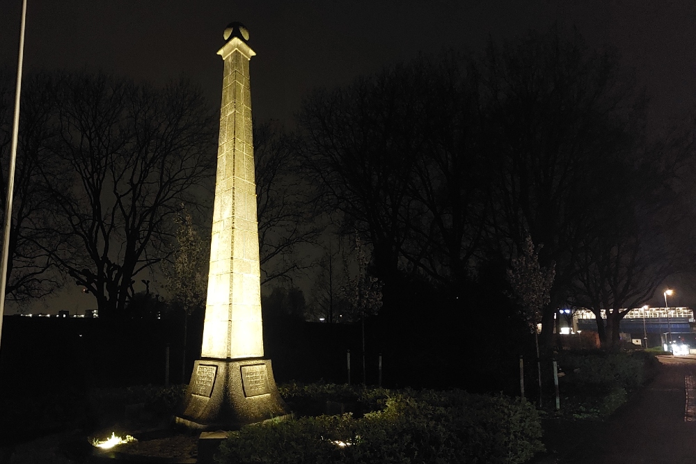War Memorial Nieuwerkerk aan den IJssel #3