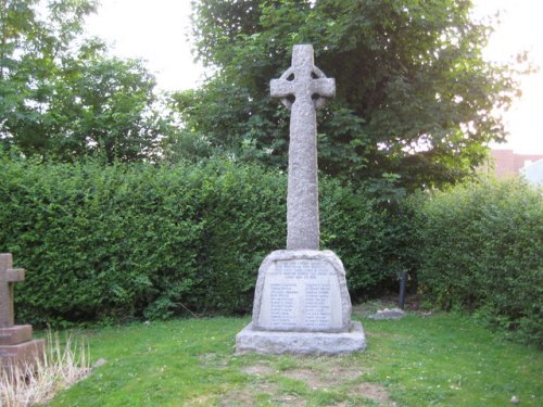 Oorlogsmonument Lowfield Heath #1