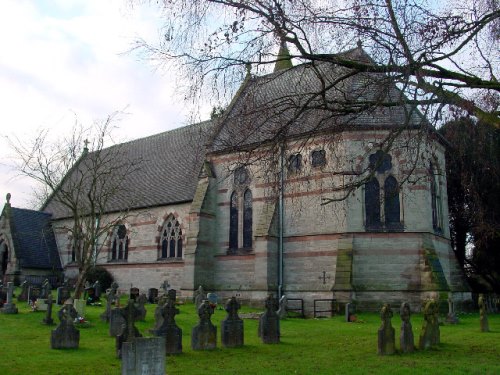 Oorlogsgraf van het Gemenebest All Saints Churchyard