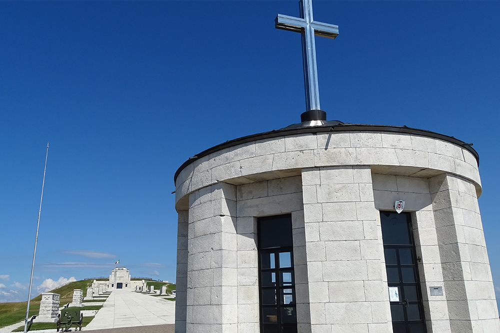 Herdenkingskapel Monte Grappa #1