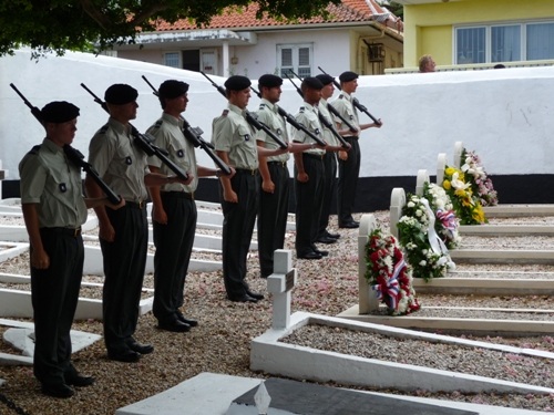 Nederlandse Oorlogsgraven Militaire Begraafplaats Curaao #5