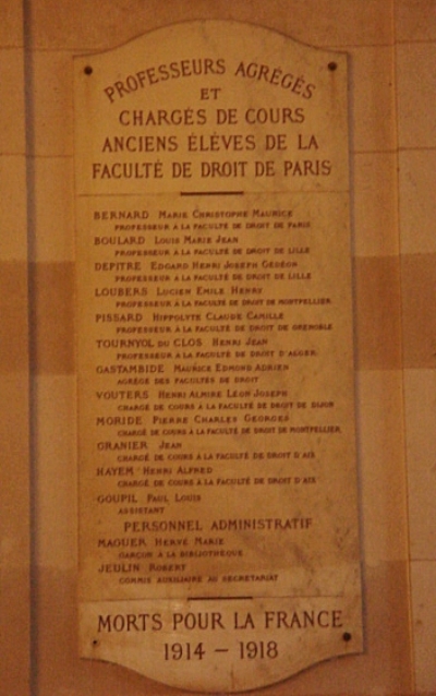 Gedenktekens Facult de droit Parijs #1