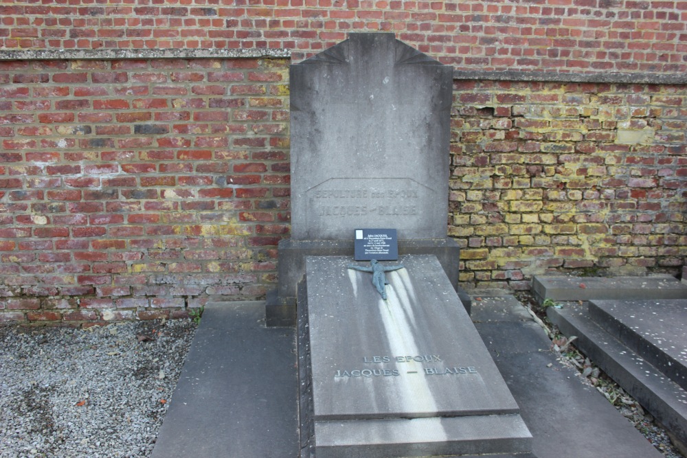 Belgian War Graves Thorembais-Saint-Trond #4