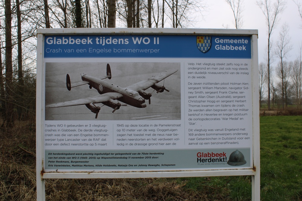 Crash Site RAF Bommenwerper Lancaster NN775 514 Sqn #2