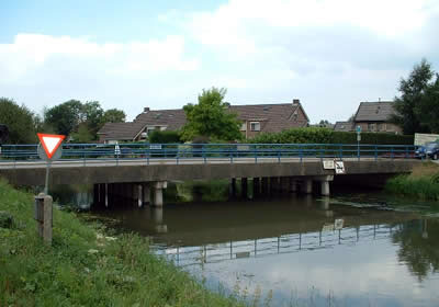 Major Horton Bridge & Memorial Opheusden #3