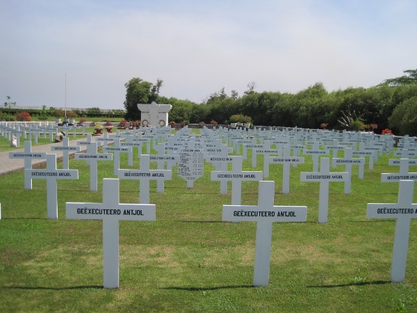 Dutch War Cemetery Ancol #1