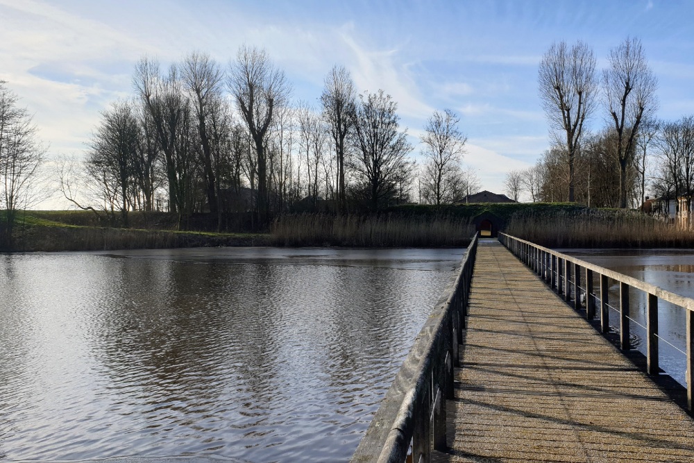 Fort Wierickerschans - Foot bridge