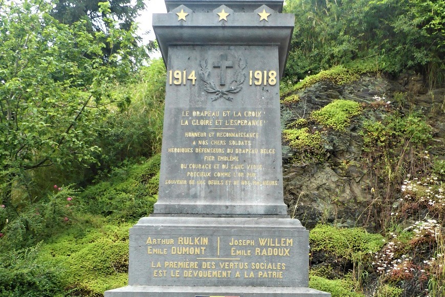 Oorlogsmonument Villers-sur-Lesse #3